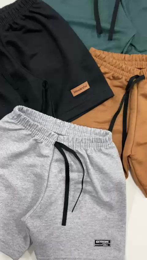 Kit C/ 4 Bermudas Para Menino - Moletinho de Algodão - Kit Sortido Com 4 Cores Diferentes OFERTA