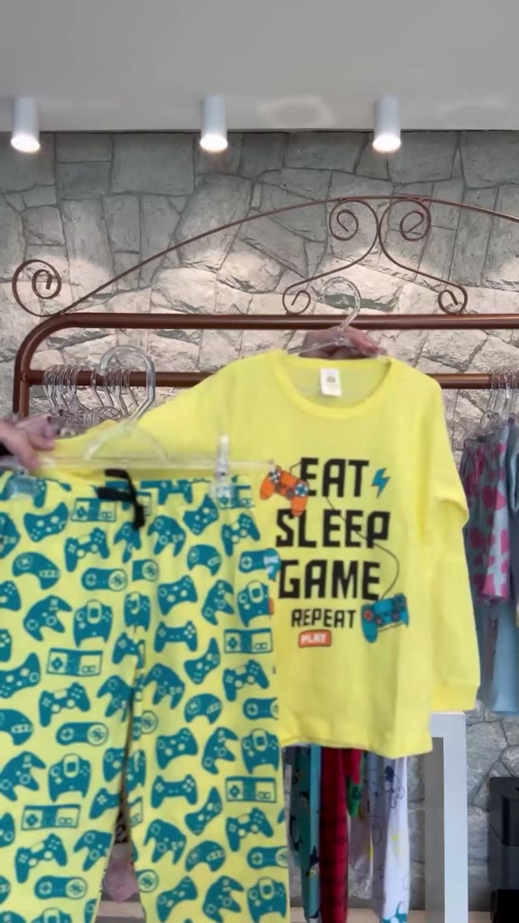 Kit Sortido 4 Peças Pijama Infantil Menino Manga Comprida Tamanho 1 ao 10