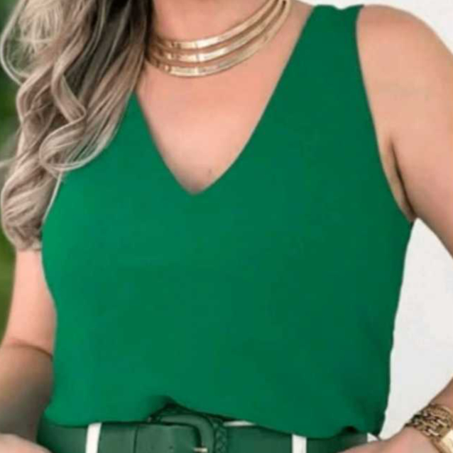 Blusa feminina Plus Size Alça larga