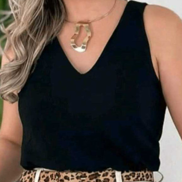 Blusa feminina Plus Size Alça larga
