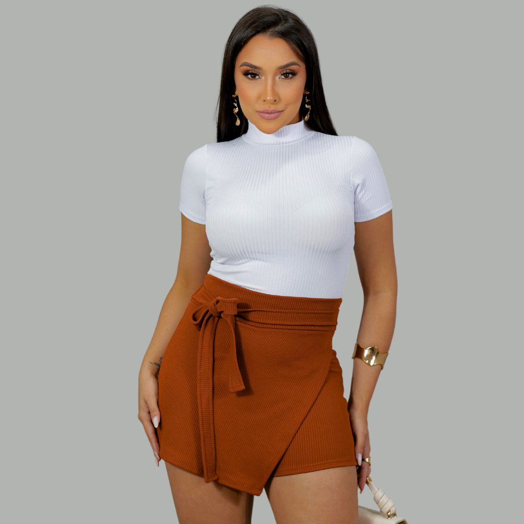 SHORT SAIA FEMININO LAÇO FRONTAL DETALHE ASSIMÉTRICO CINTURA ALTA