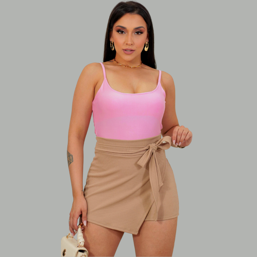 SHORT SAIA FEMININO LAÇO FRONTAL DETALHE ASSIMÉTRICO CINTURA ALTA