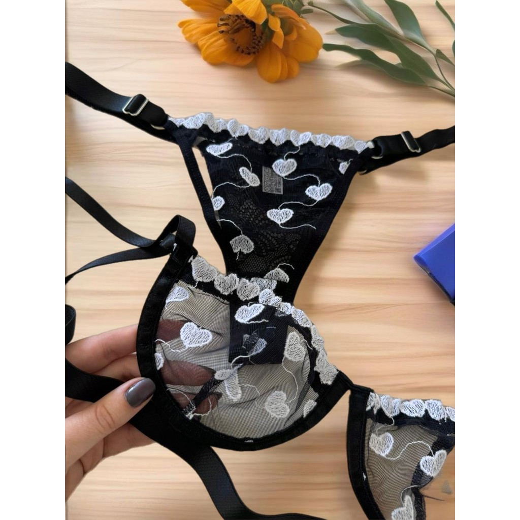 Conjunto lingerie calcinha sutiã com aro moda intima Gringa tule Bordado