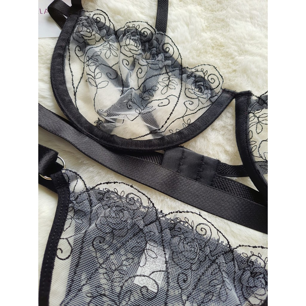 Conjunto lingerie calcinha sutiã com aro moda intima Gringa tule Bordado